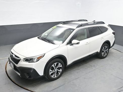 Used 2020 Subaru Outback Limited AWD/4WD image 18