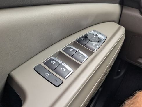 New 2027 Kia Carnival EX FWD image 24