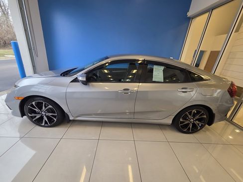 Used 2020 Honda Civic Sport image 4