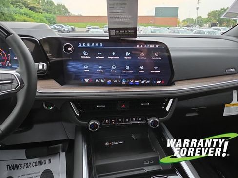 New 2026 Chevrolet Tahoe High Country AWD/4WD image 11