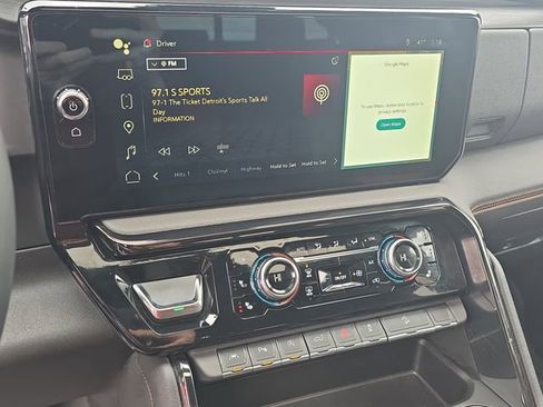 Used 2023 GMC Sierra 1500 AT4 w/ AT4 Premium Package image 23