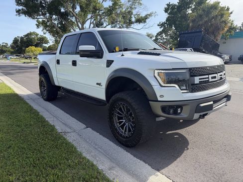 Used 2013 Ford F150 Raptor w/ Luxury Equipment Group AWD/4WD image 2