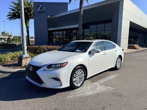Used 2016 Lexus ES 350 w/ Premium Package w/Wood Trim image 1