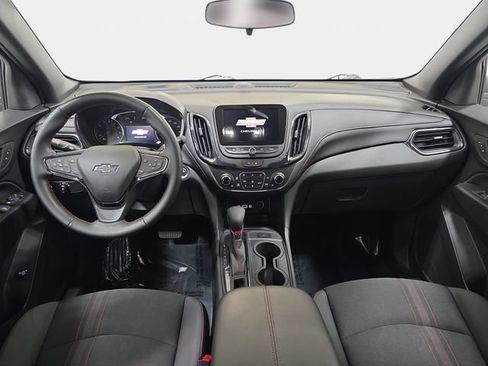 Used 2023 Chevrolet Equinox RS FWD image 10
