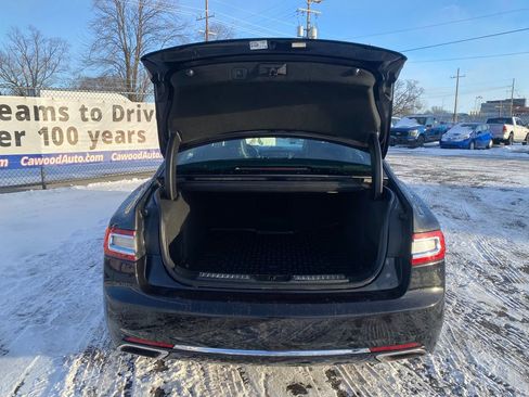 Used 2019 Lincoln Continental Reserve w/ Rear-seat Package image 4