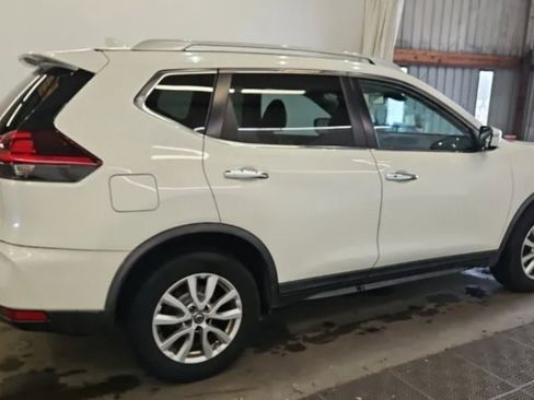 Used 2019 Nissan Rogue SV AWD/4WD image 4