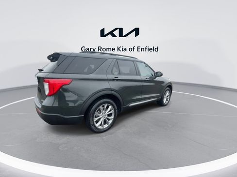 Used 2021 Ford Explorer XLT w/ Equipment Group 202A image 8