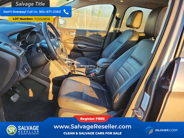 Used 2014 Ford Escape Titanium FWD image 9