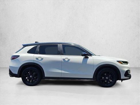 Used 2024 Honda HR-V Sport image 4