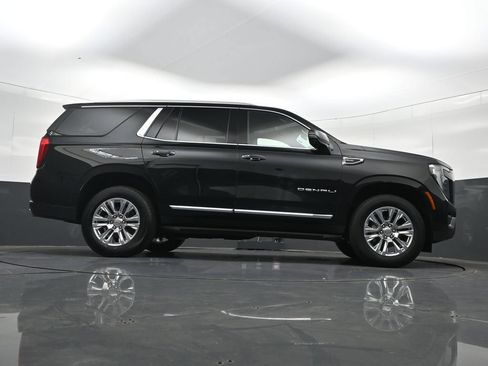 Used 2025 GMC Yukon Denali AWD/4WD image 36