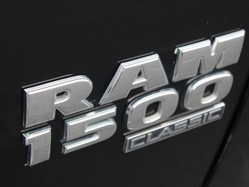 Used 2021 RAM 1500 Classic SLT AWD/4WD image 24