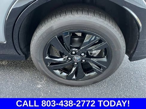 Used 2025 Buick Encore GX Sport Touring w/ Advanced Technology Package FWD image 27