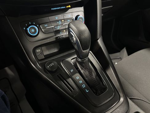 Used 2018 Ford Focus SE image 13