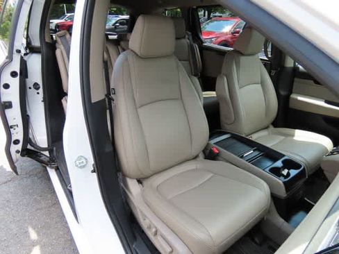 Used 2023 Honda Odyssey Touring image 19