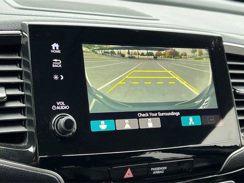 Used 2019 Honda Pilot Touring image 26