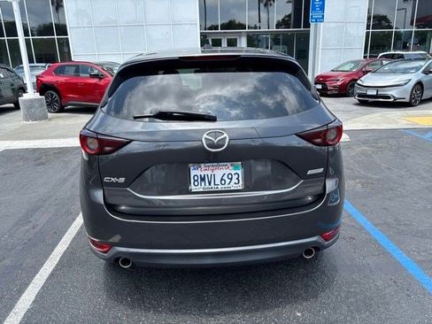 Used 2019 MAZDA CX-5 Touring FWD image 2