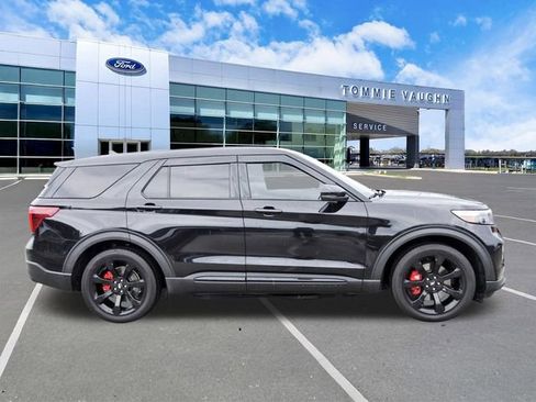 Used 2022 Ford Explorer ST w/ Equipment Group 401A RWD image 5