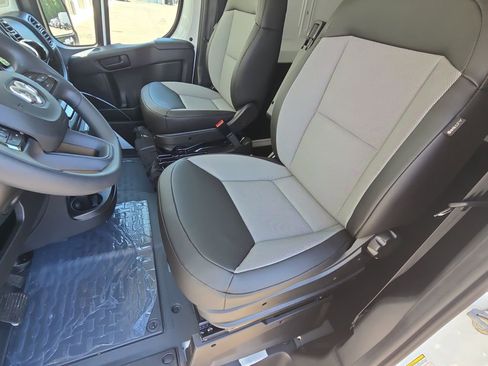 New 2025 RAM ProMaster 1500 w/ Convenience Group FWD image 14
