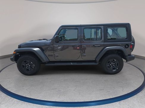 Used 2026 Jeep Wrangler Unlimited Sport AWD/4WD image 8