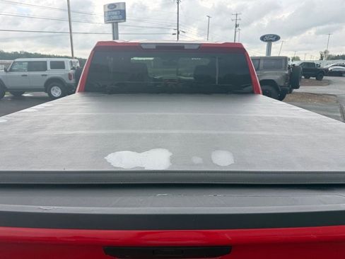 Used 2020 Chevrolet Silverado 1500 Custom Trail Boss w/ Custom Convenience Package AWD/4WD image 5