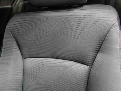 Used 2017 Honda Accord LX image 29