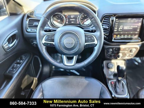 Used 2019 Jeep Compass Limited image 13