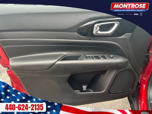 New 2026 Jeep Compass Limited image 9