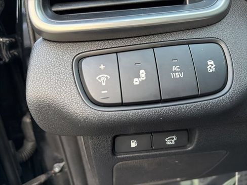 Used 2016 Kia Sorento SX FWD image 19