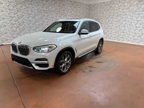 Used 2020 BMW X3 xDrive30i w/ Premium Package image 3