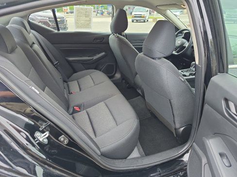 Used 2024 Nissan Altima 2.5 S image 31