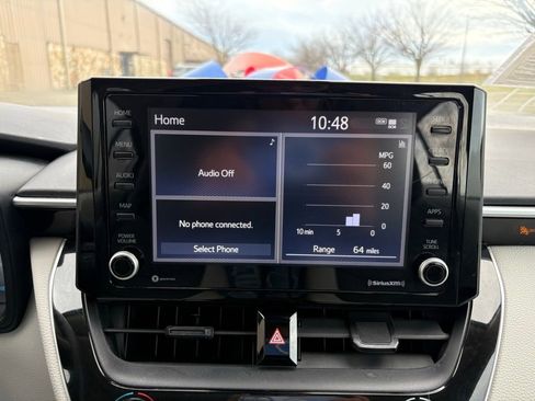 Used 2022 Toyota Corolla LE image 29