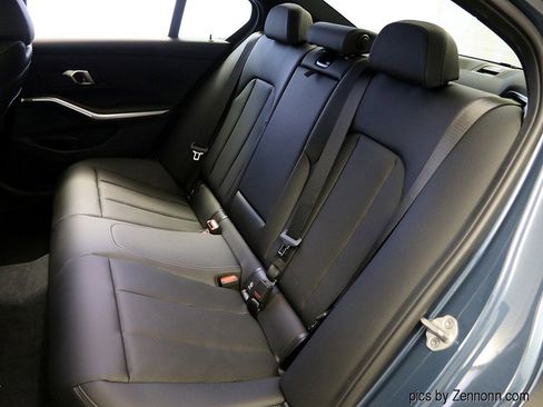 Used 2025 BMW 330i xDrive Sedan w/ Premium Package image 12