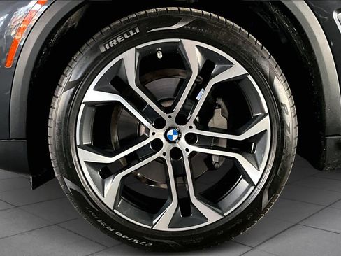 Used 2023 BMW X5 sDrive40i w/ Premium Package image 10