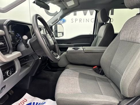 Used 2024 Ford F250 XLT image 23