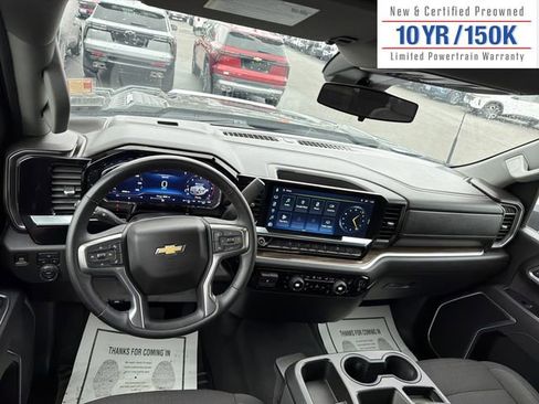 Used 2025 Chevrolet Silverado 2500 LT w/ Convenience Package image 16