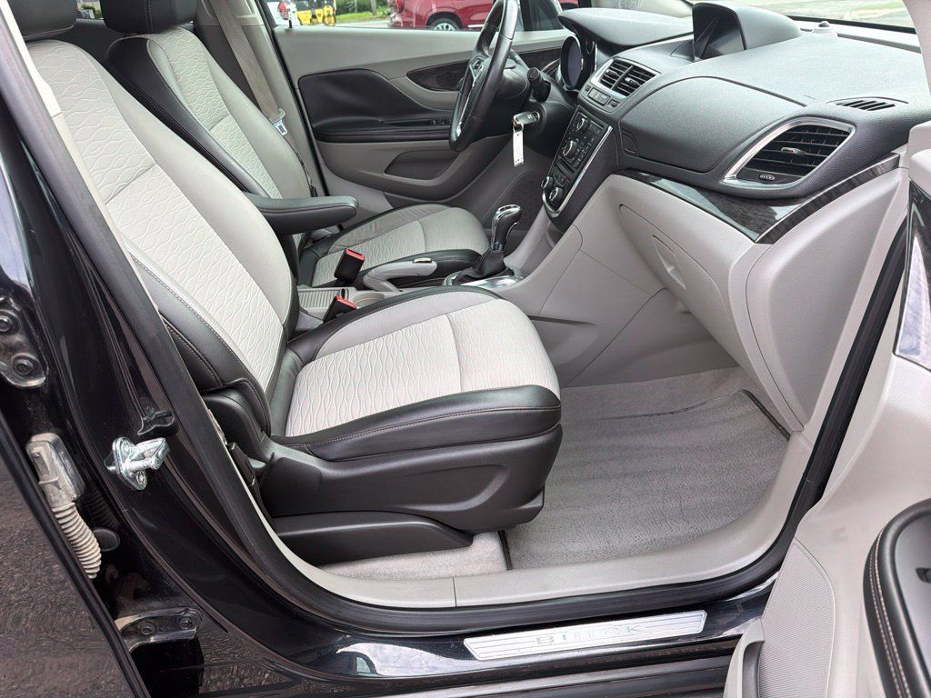 Used 2016 Buick Encore FWD image 9