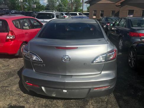 Used 2013 MAZDA MAZDA3 i SV image 8