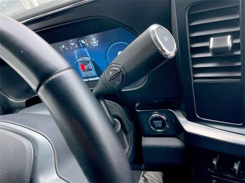 Used 2024 Ford F350 Lariat image 20