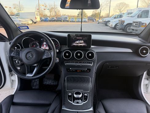 Used 2019 Mercedes-Benz GLC 300 image 27