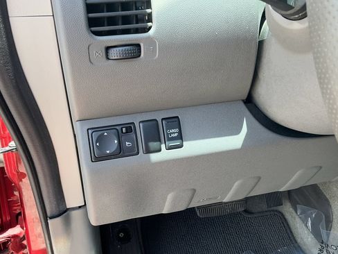 Used 2016 Nissan Frontier SV RWD image 17