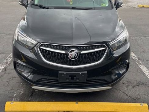 Used 2019 Buick Encore Preferred AWD/4WD image 3