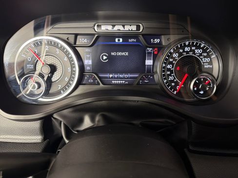 Used 2022 RAM 1500 Laramie w/ Sport Appearance Package AWD/4WD image 11