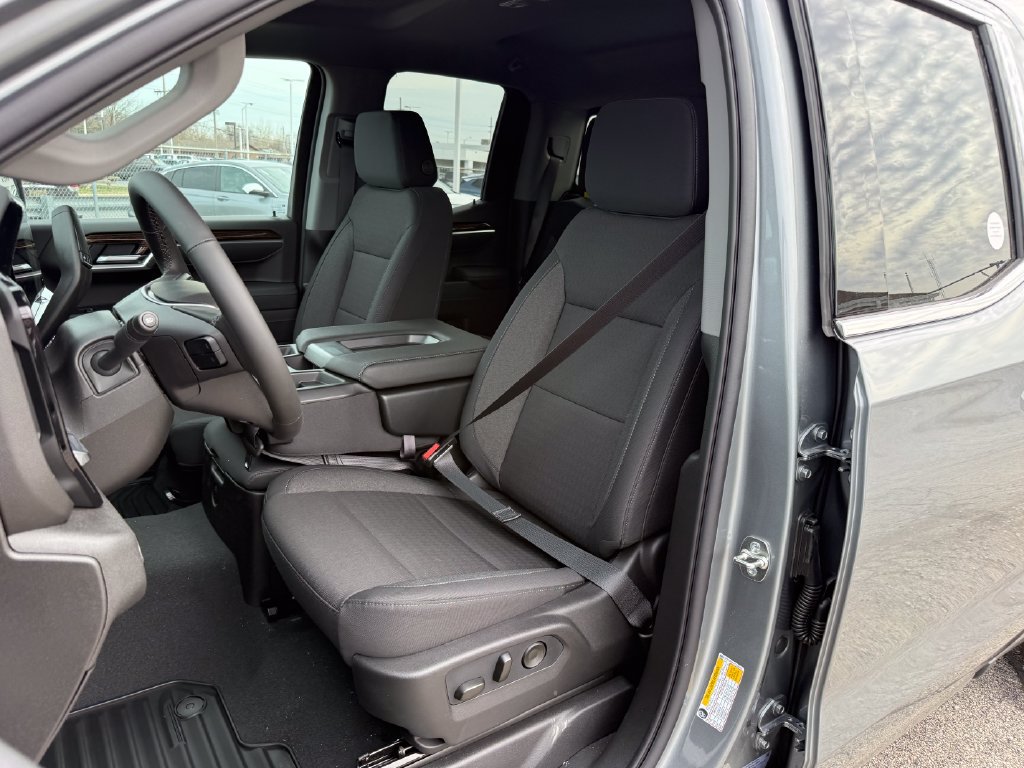 New 2026 GMC Sierra 1500 SLE w/ Preferred Package AWD/4WD image 13