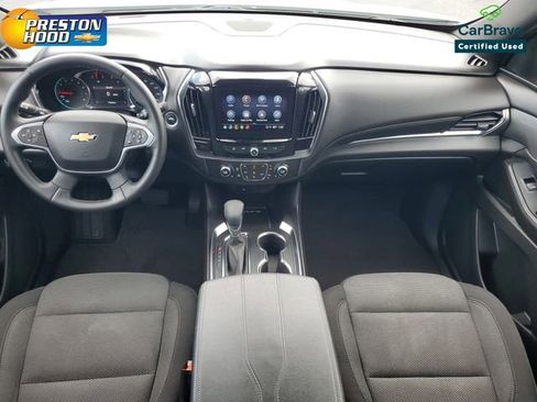 Used 2024 Chevrolet Traverse LT FWD image 16