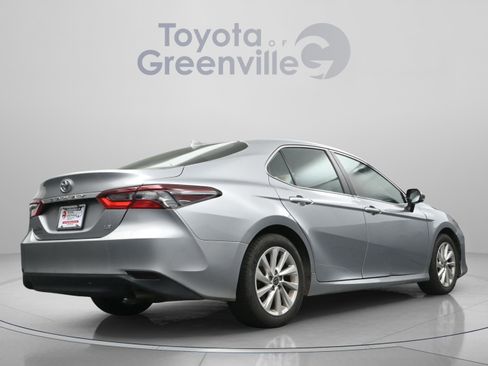 Used 2023 Toyota Camry LE w/ Convenience Package FWD image 15