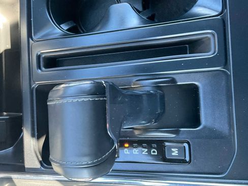 Certified 2022 Ford F150 XLT w/ Equipment Group 302A High image 28