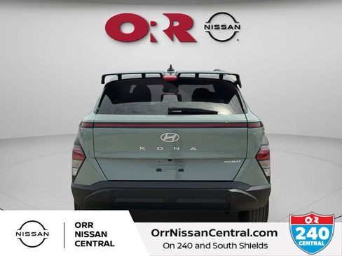 Used 2025 Hyundai Kona SEL AWD/4WD image 6