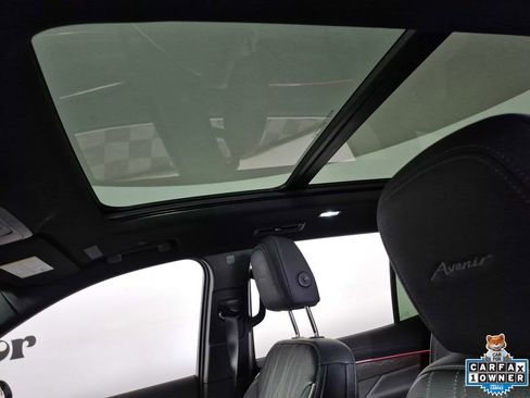 Certified 2025 Buick Enclave Avenir w/ Super Cruise Package FWD image 21