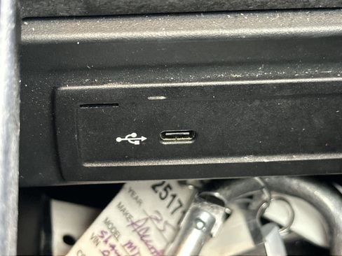 Used 2019 Mercedes-Benz A 220 image 30