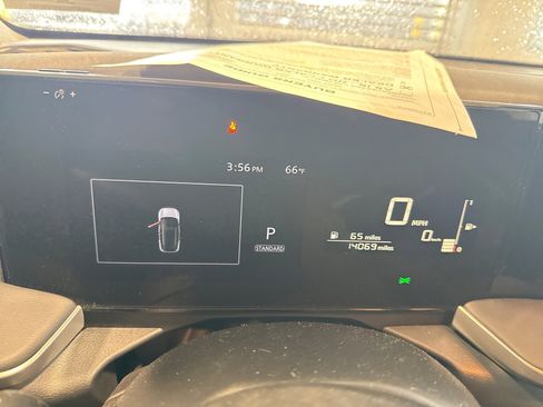 Used 2025 Nissan Kicks S AWD/4WD image 9
